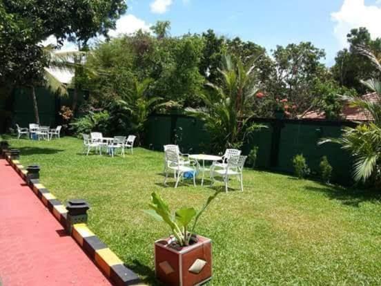 Panorama Rest Hotel Anuradhapura Ngoại thất bức ảnh